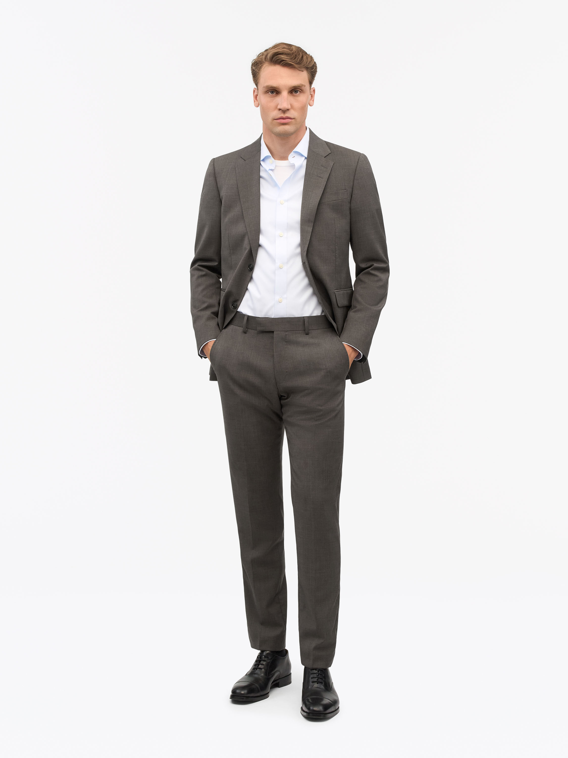 Tenuta Slim-Fit Tro…