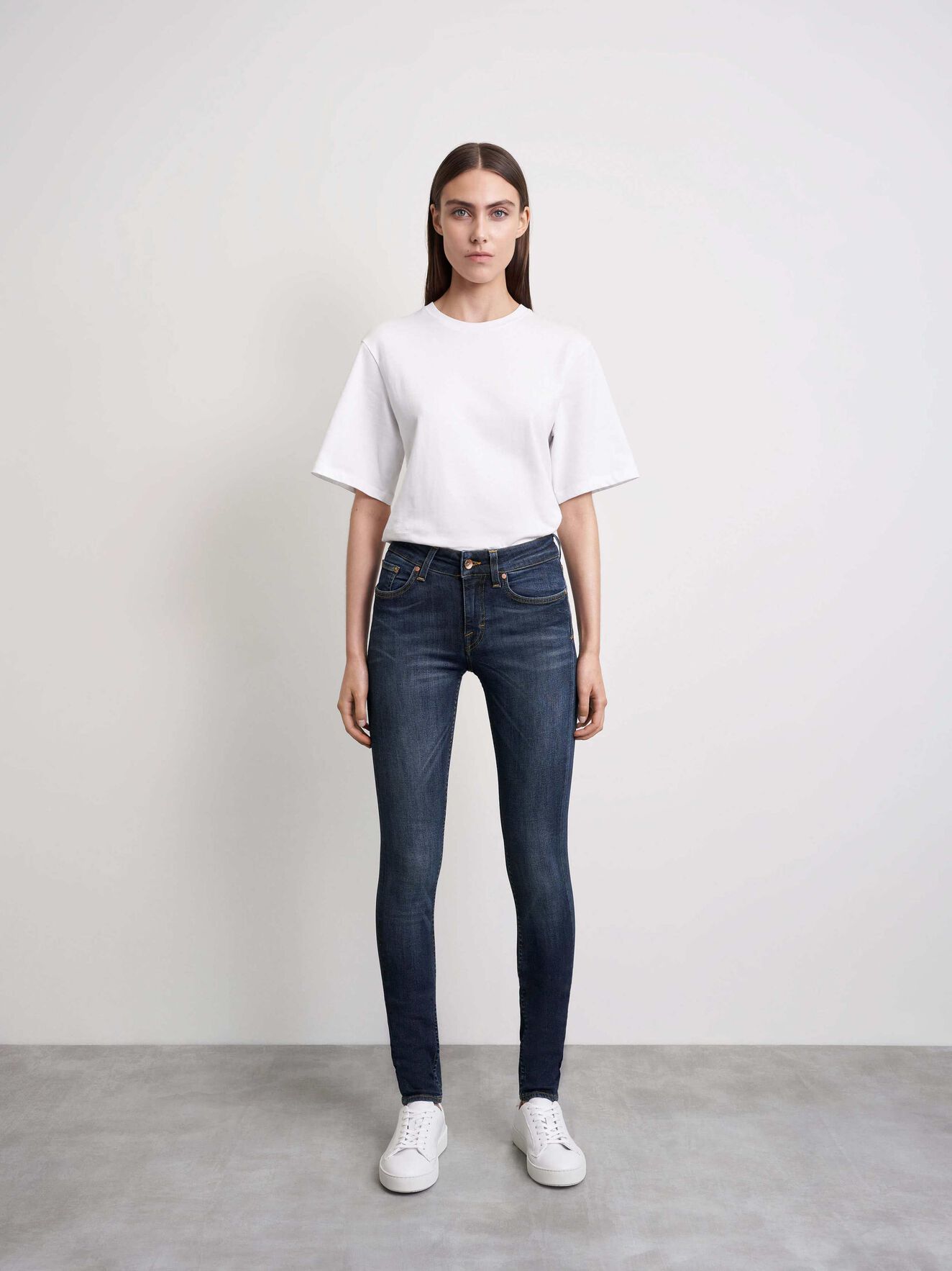 TIGER OF SWEDEN SLIGHT SKINNY-FIT JEANS